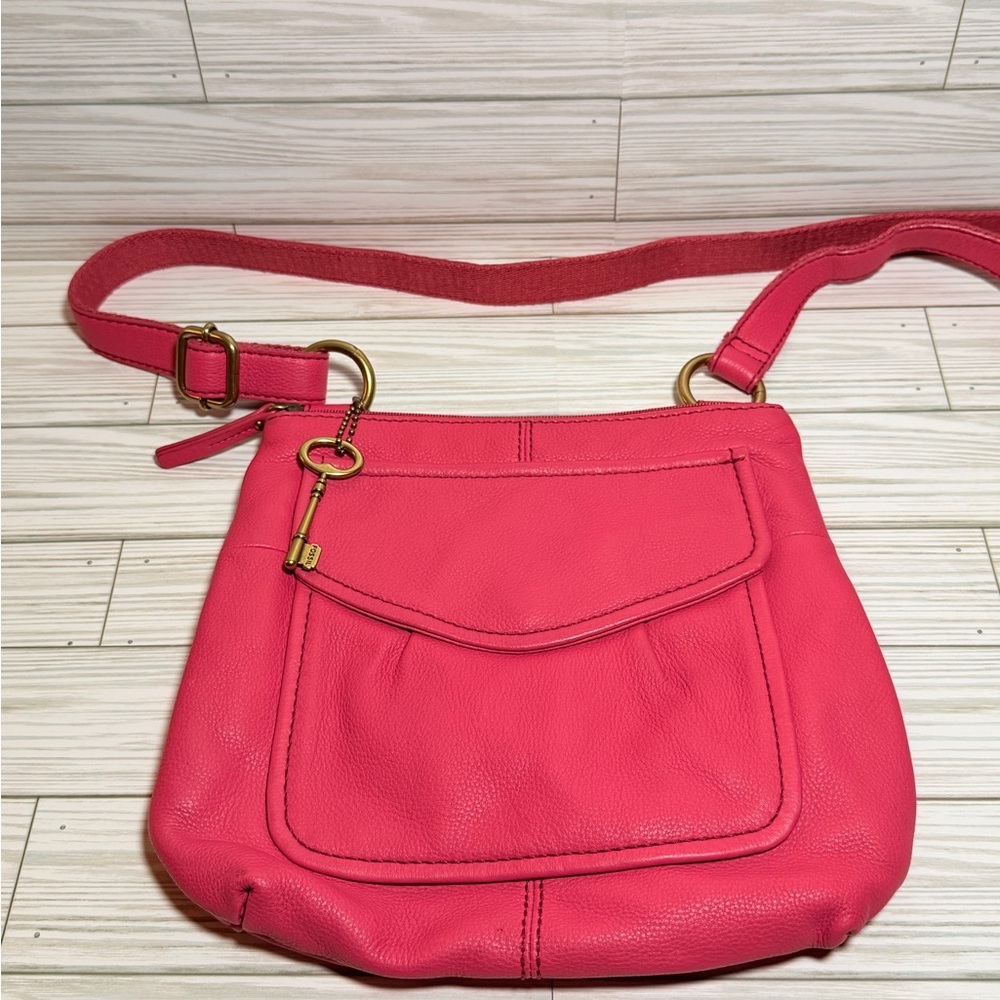 Fossil Cargo Organizer Crossbody Bag – Pink Pebbled Leather Shoulder Purse